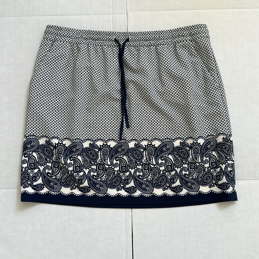 Lucy & Laurel drawstring skirt- Size L